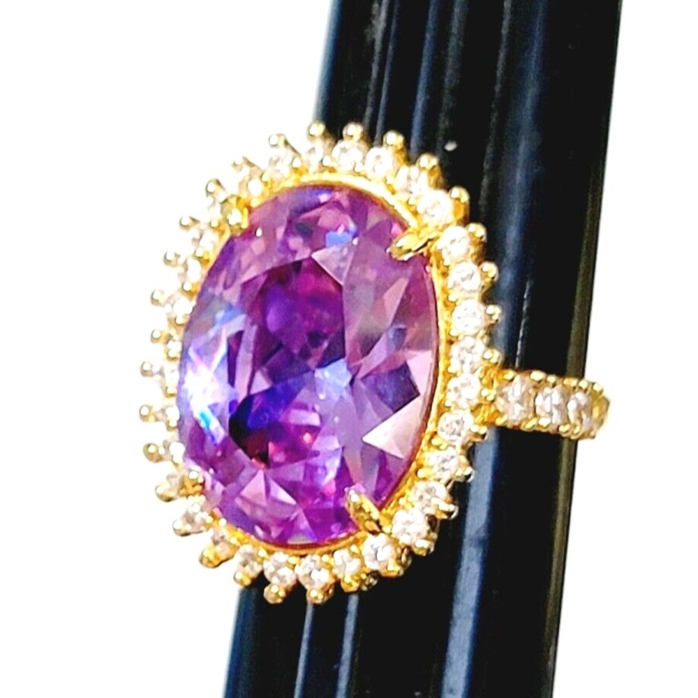 Vintage Purple Ring SETA Faceted Glass Mogul Gold Tone Halo Size 7.5